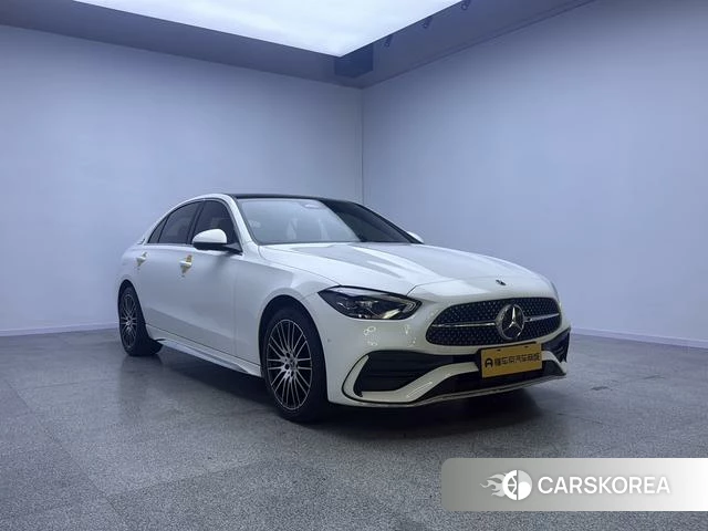 Mercedes-Benz Class C 2023 Белый из Китая, фото 2