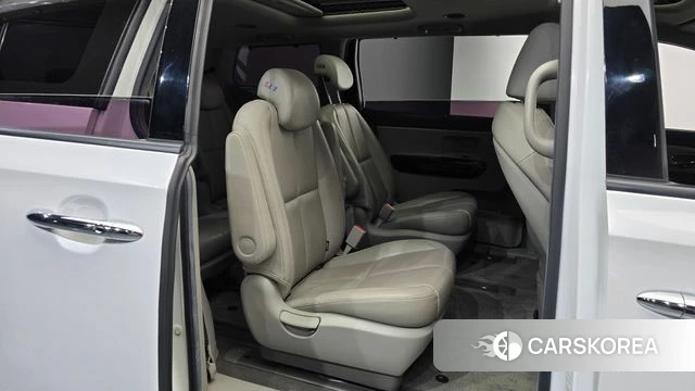 Kia The New Carnival 2019 Белый из Кореи, фото 2