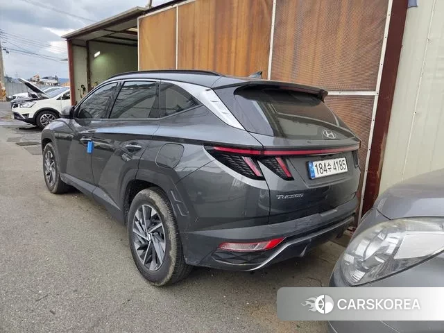 Hyundai The New Tucson Hybrid (NX4) 2023 Темно-зеленый из Кореи, фото 2