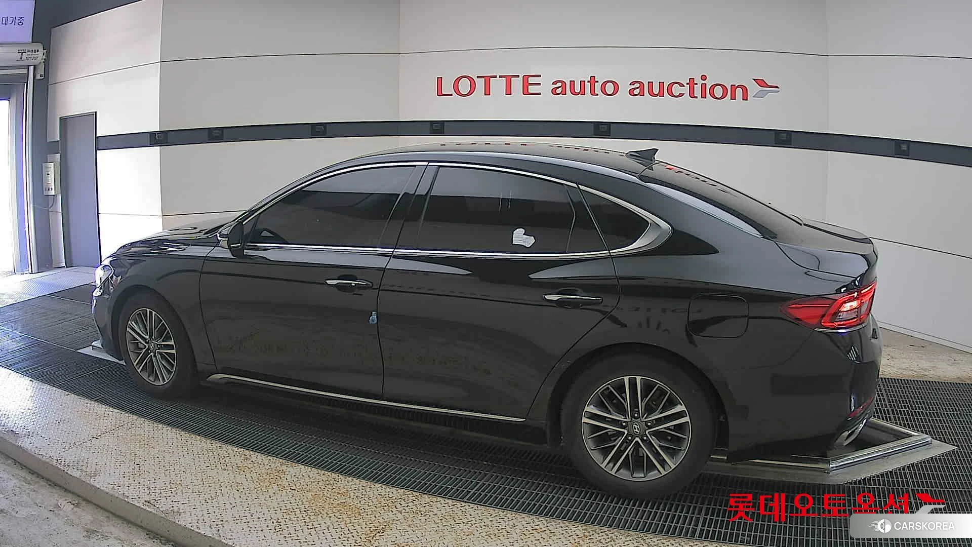 Hyundai Grandeur 2019 Черный из Кореи, фото 2