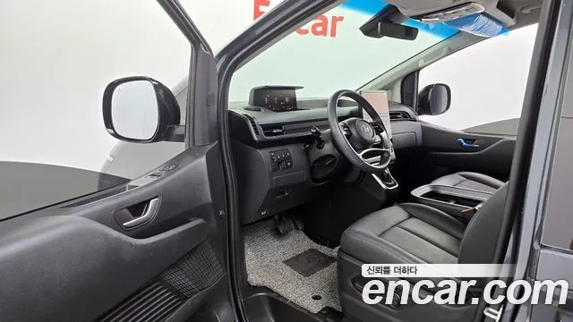 Hyundai Staria 2023 Серый из Кореи, фото 2