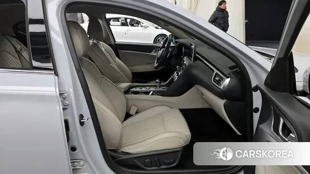 Genesis G70 2019 Светло-серебряный цвет из Кореи, фото 2