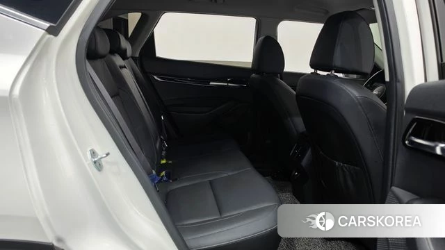 Kia Seltos 2022 Белый из Кореи, фото 2