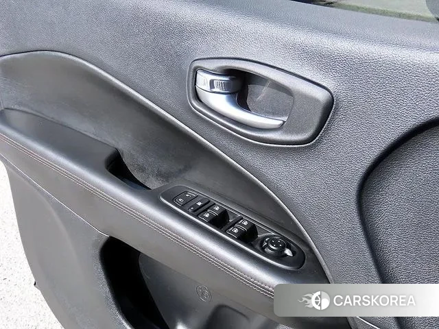 Jeep Compass 2nd Generation id 3302752 из Кореи 2