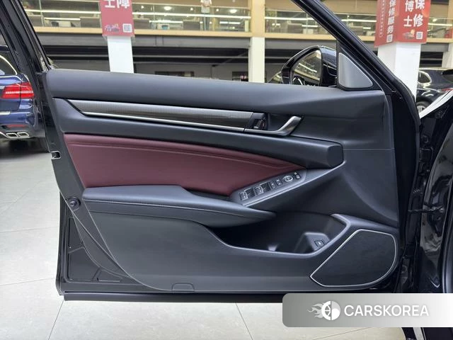 Honda Accord 2022 Черный из Китая, фото 2