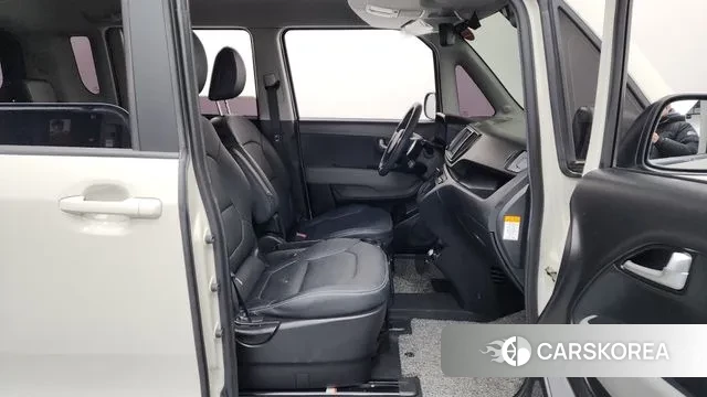 Kia The New Kia Ray EV 2024 Жемчужный цвет из Кореи, фото 2