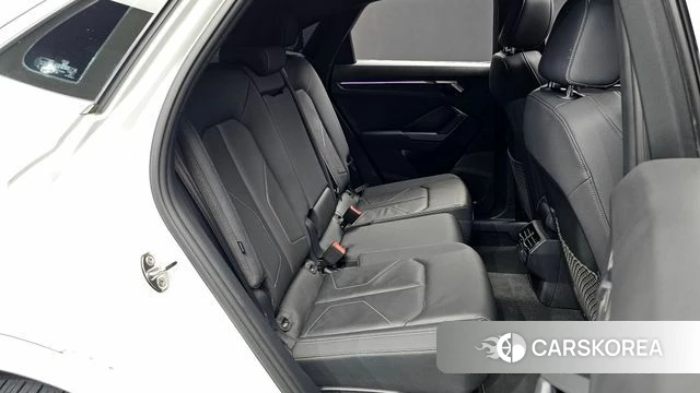 Audi Q3 (F3) 2020 Белый из Кореи, фото 2