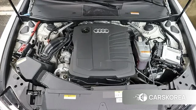 Audi A6 (C8) 2023 Белый из Кореи, фото 2