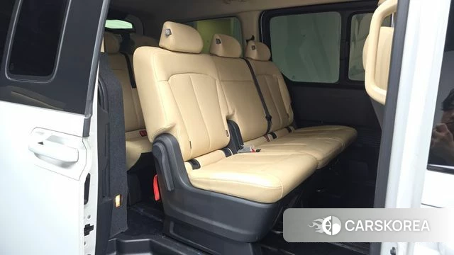 Hyundai Staria 2022 Белый из Кореи, фото 2