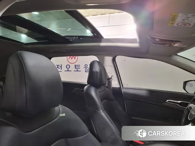 Kia Sportage 5th Generation Hybrid 2021 Белый из Кореи, фото 2