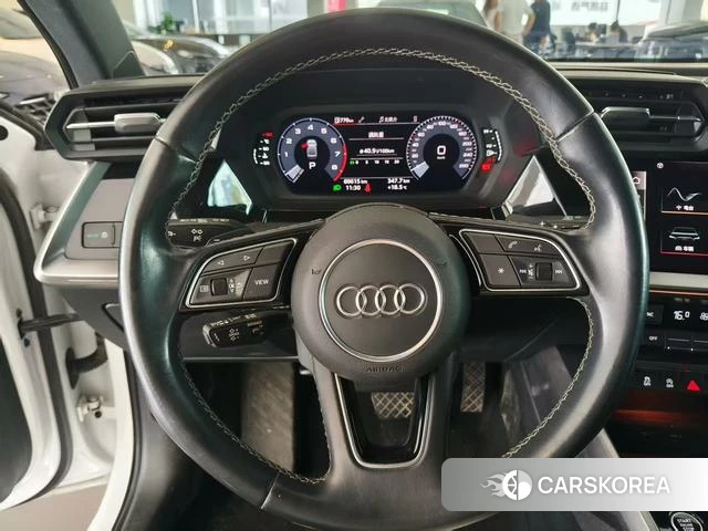 Audi A3 2024 Белый из Китая, фото 2
