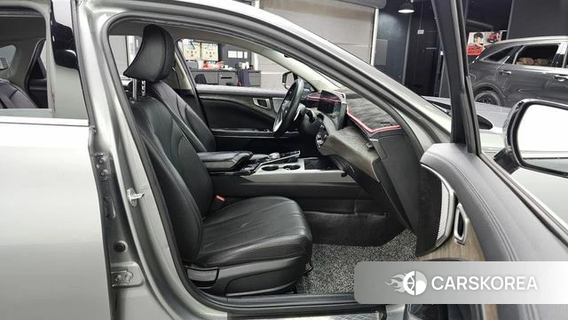 Kia K8 2022 Серебристо-серый из Кореи, фото 2