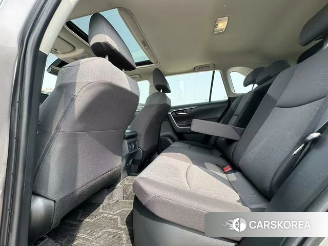 Toyota RAV4 Rongfang 2021 Серебристо-серый из Китая, фото 2