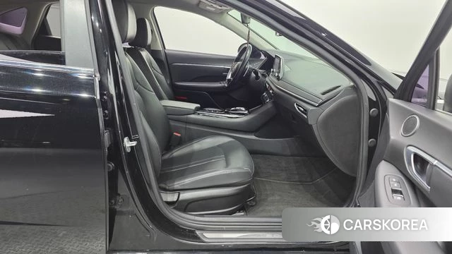 Hyundai Sonata (DN8) 2019 Черный из Кореи, фото 2
