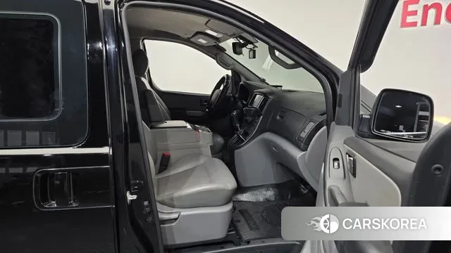 Hyundai The New Grand Starex 2018 Черный из Кореи, фото 2