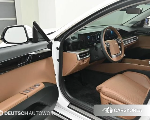 Hyundai Grandeur Hybrid (GN7) 2023 Белый из Кореи, фото 2