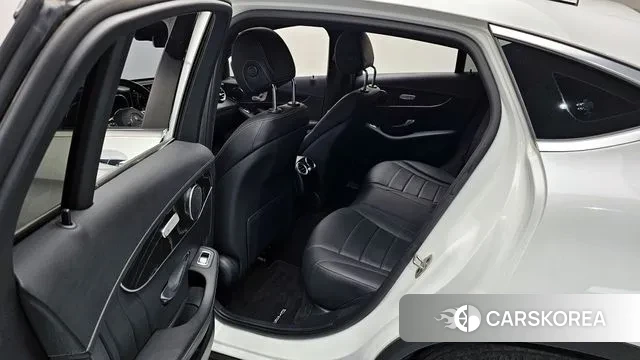 Mercedes-Benz GLC-Class X253 2023 Белый из Кореи, фото 2