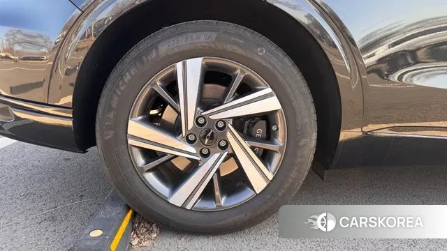 Genesis GV70 2025 Черный из Кореи, фото 2