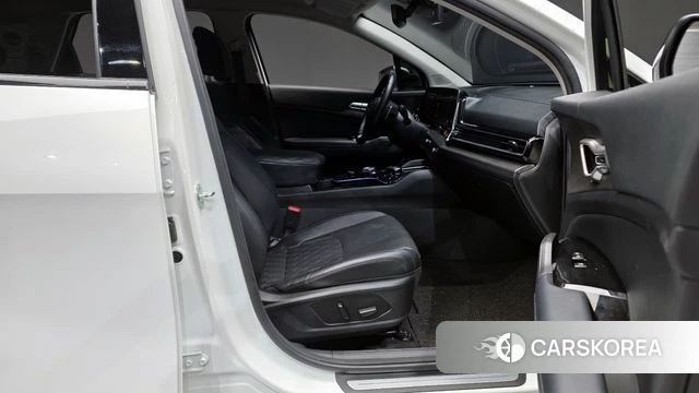 Kia Sportage 5th Generation 2021 Белый из Кореи, фото 2