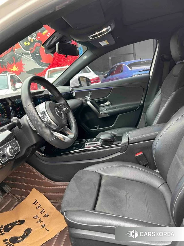 Mercedes-Benz Class A 2021 Белый из Китая, фото 2