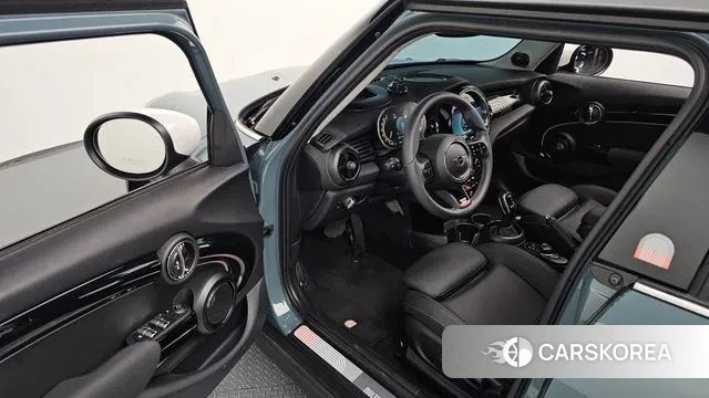 Mini Cooper S id 2915345 из Кореи 2