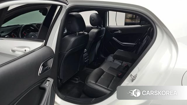 Mercedes-Benz GLA-Class X156 2019 Белый из Кореи, фото 2