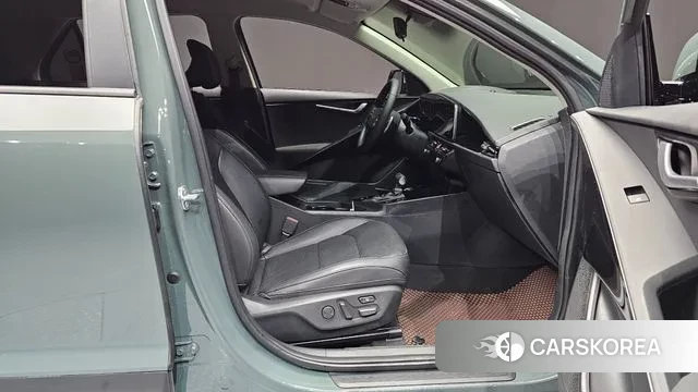 Kia Di Ol Nu Niro 2022 Зеленый из Кореи, фото 2