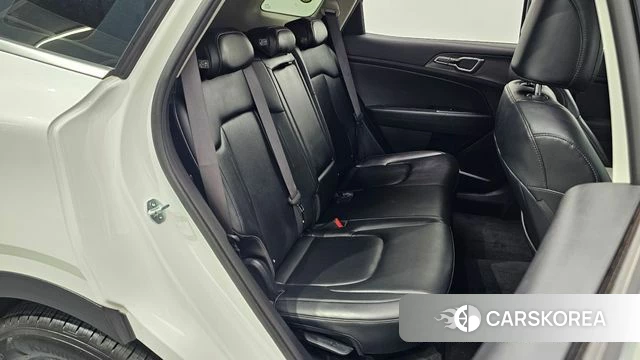 Kia Sportage 5th Generation 2023 Белый из Кореи, фото 2