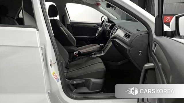 Volkswagen T-Roc 2021 Белый из Кореи, фото 2