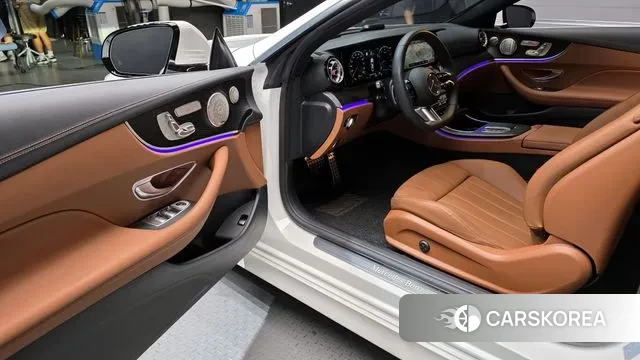 Mercedes-Benz E-Class W213 2023 Белый из Кореи, фото 2