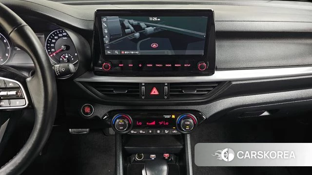 Kia The New K3 2nd generation 2022 Белый из Кореи, фото 2