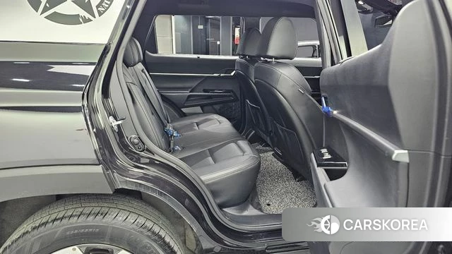 Ssangyong Torres 2022 Черный из Кореи, фото 2