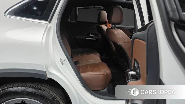 Mercedes-Benz GLA - Class H247 2021 Белый из Кореи, фото 2