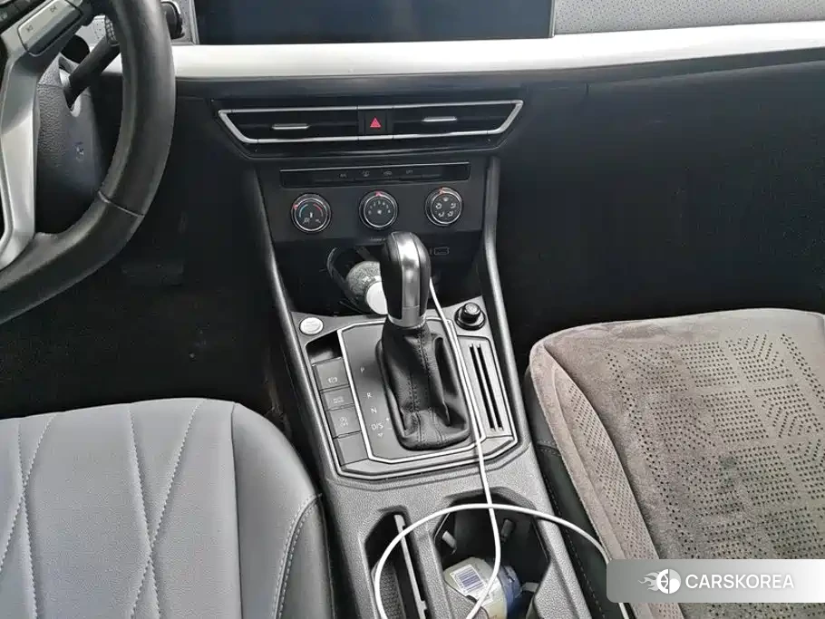 Volkswagen Lavida 2023 Черный из Китая, фото 2