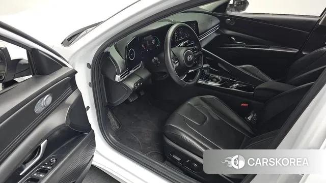 Hyundai The New Avante Hybrid (CN7) 2023 Белый из Кореи, фото 2