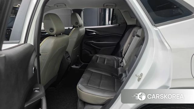 Chevrolet (GM Daewoo) Trax Crossover 2023 Белый из Кореи, фото 2