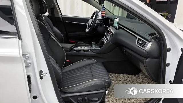 Genesis G70 2019 Белый из Кореи, фото 2