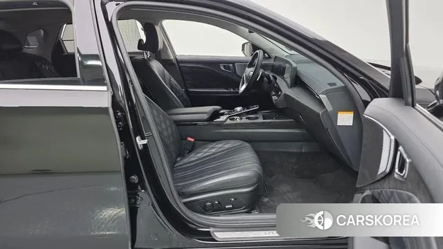 Kia K8 Hybrid 2022 Черный из Кореи, фото 2