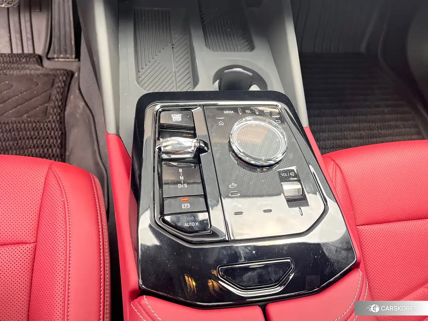 BMW 5 series 2025 Черный из Китая, фото 2