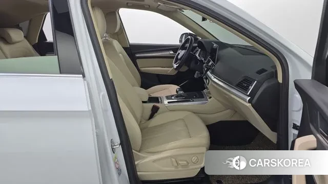 Audi Q5 (FY) 2022 Белый из Кореи, фото 2