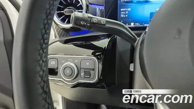 Mercedes-Benz A-Class W177 2024 Белый из Кореи, фото 2