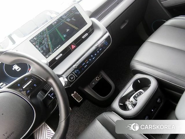 Hyundai Ionic 5 2021 Серебристо-серый из Кореи, фото 2