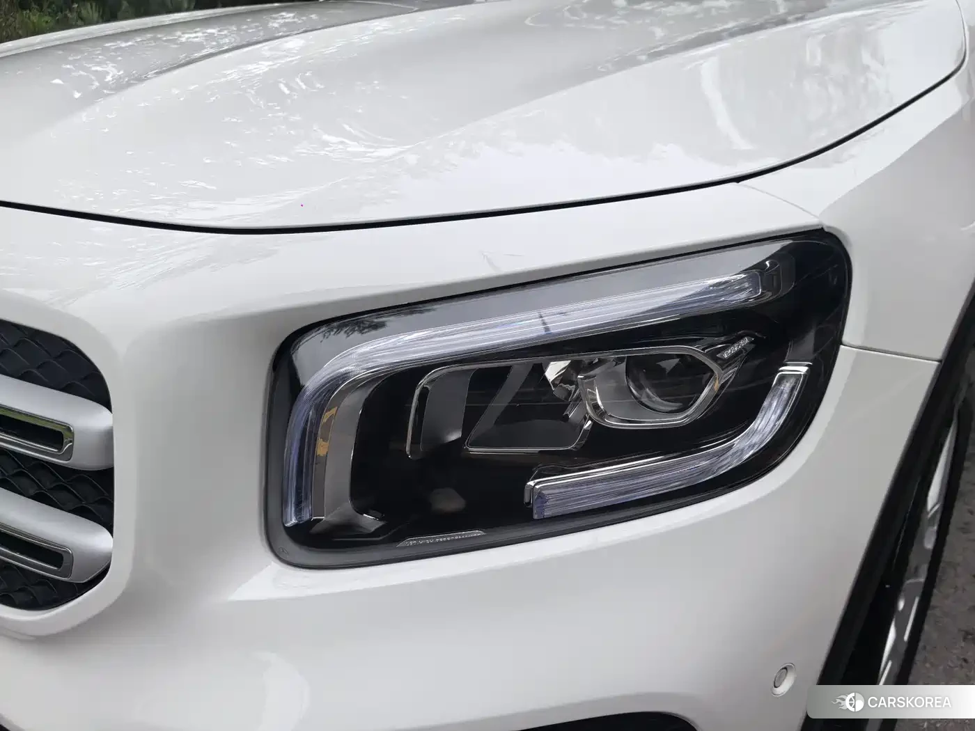 Mercedes-Benz GLB 2023 Белый из Китая, фото 2