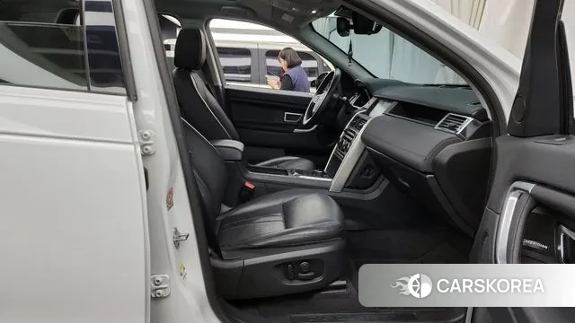 Land Rover Discovery Sports 2019 Белый из Кореи, фото 2