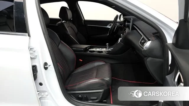 Genesis G70 2018 Белый из Кореи, фото 2