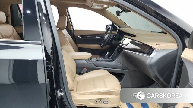 Cadillac XT6 2022 Черный из Кореи, фото 2