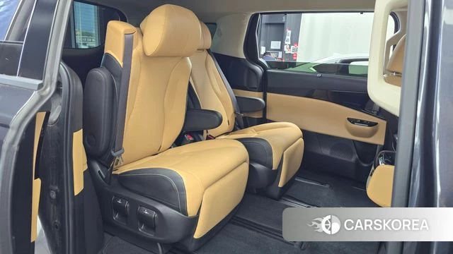 Kia Carnival 4th generation 2021 Серый из Кореи, фото 2