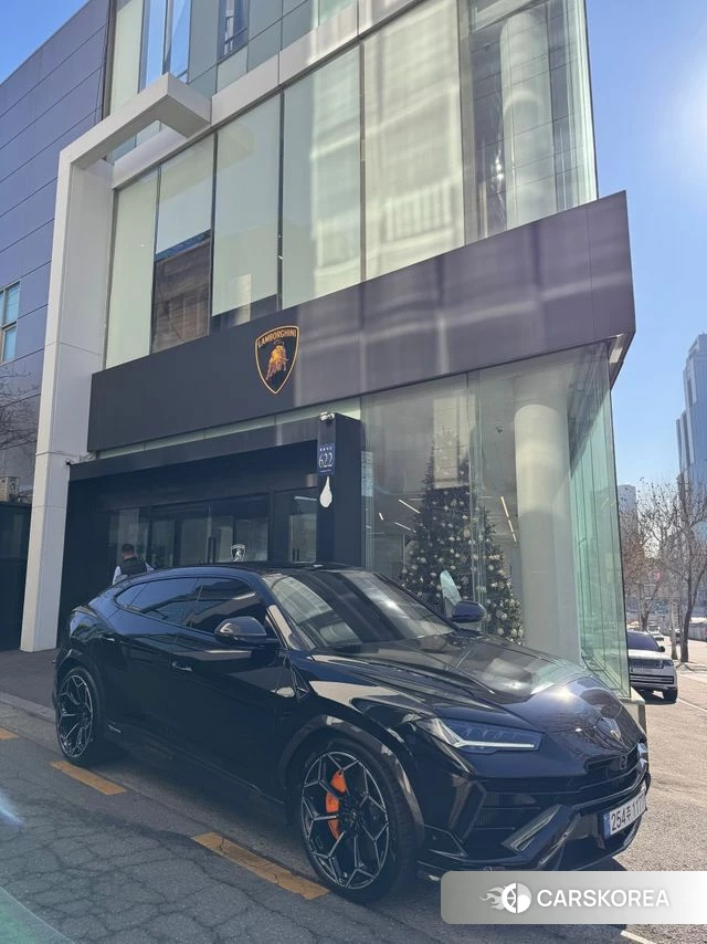 Lamborghini Urus 2024 Черный из Кореи, фото 2