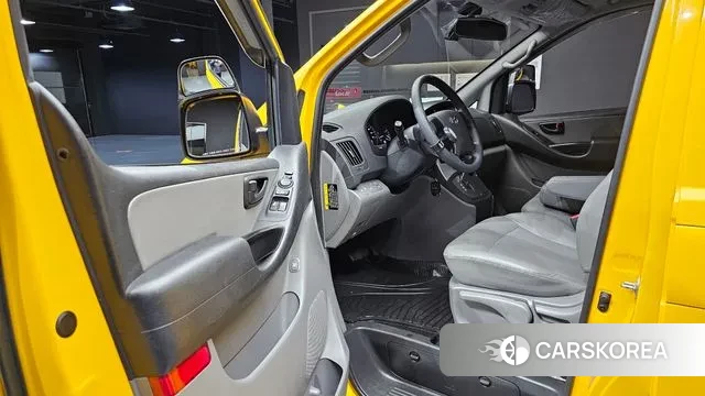 Hyundai The New Grand Starex 2019 Желтый из Кореи, фото 2