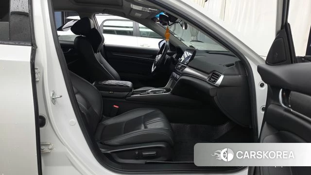 Honda Accord 10th Generation 2021 Белый из Кореи, фото 2